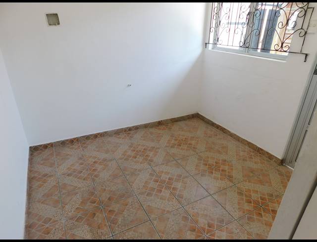 3 BEDROOM APARTMENT TO LET IN BAYVIEW